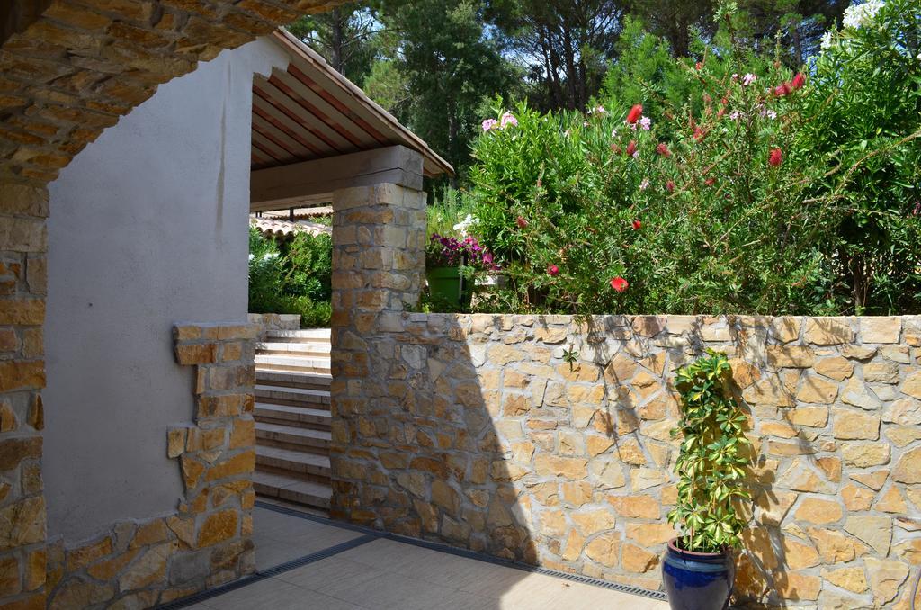 Ancie Grimaud Exterior photo